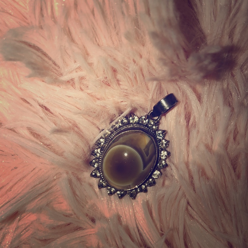 Necklace pendant